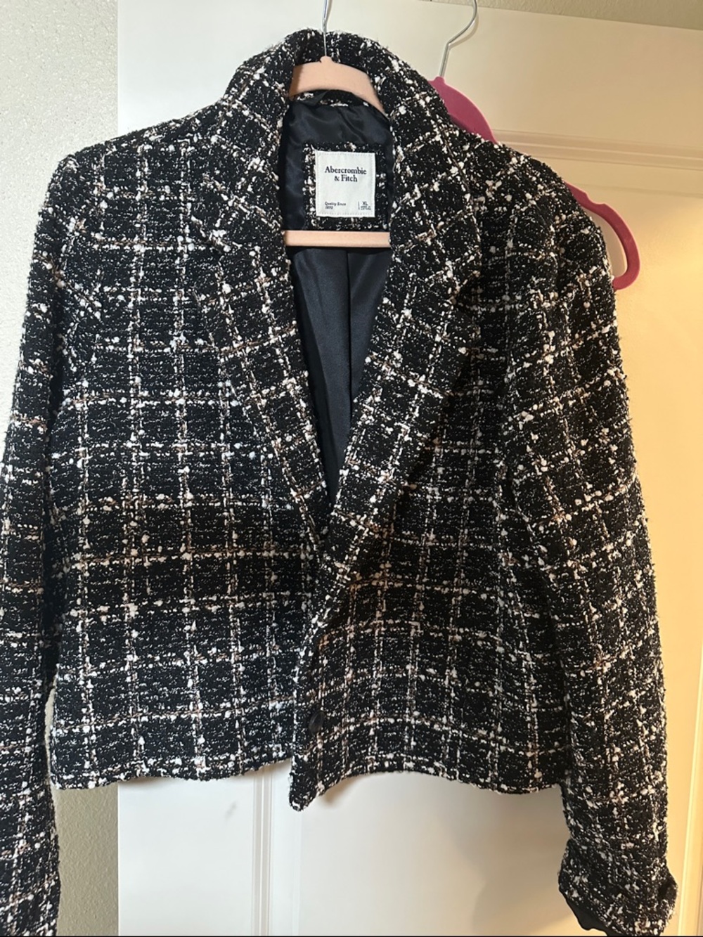 Abercrombie & Fitch Black and Cream Tweed Women's Blazer